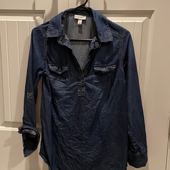 Liz Lange denim maternity too small chambray s - Picture 1 of 4